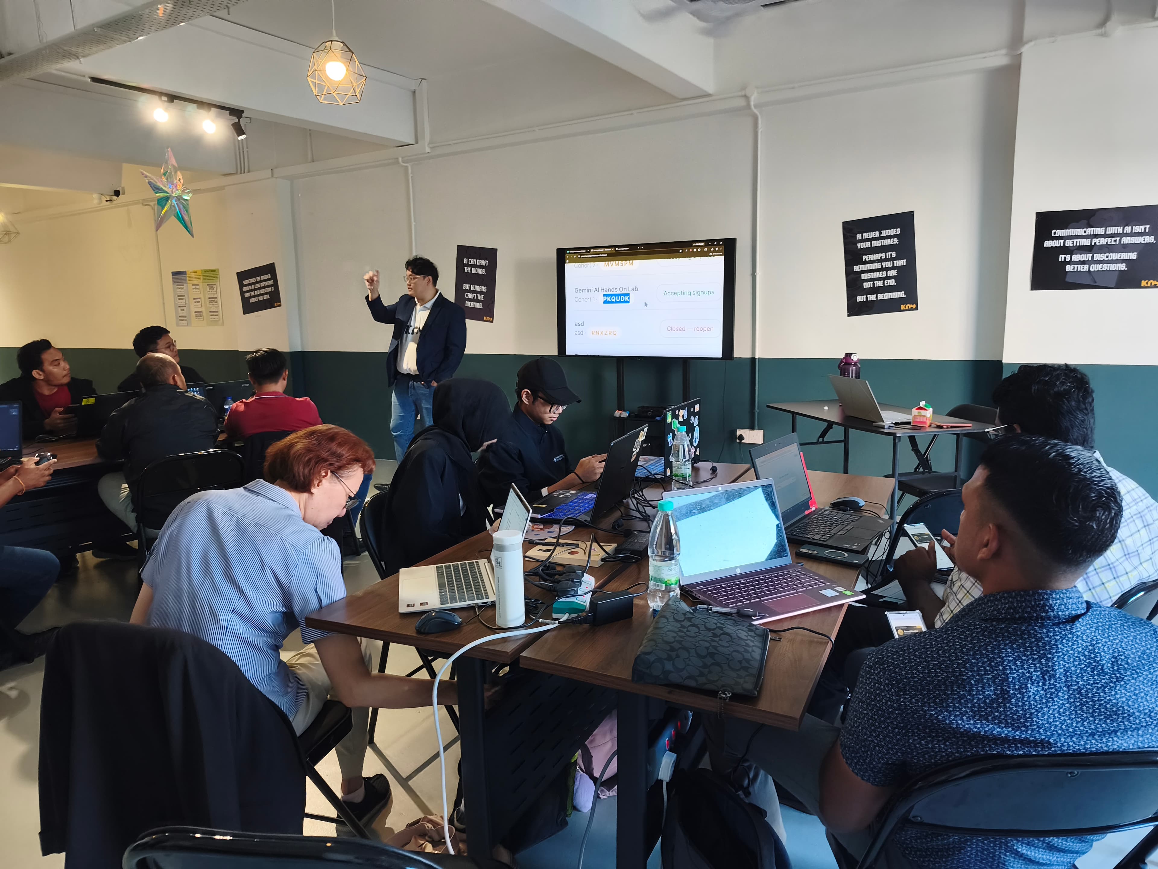 Kny Wong facilitating an AI training session