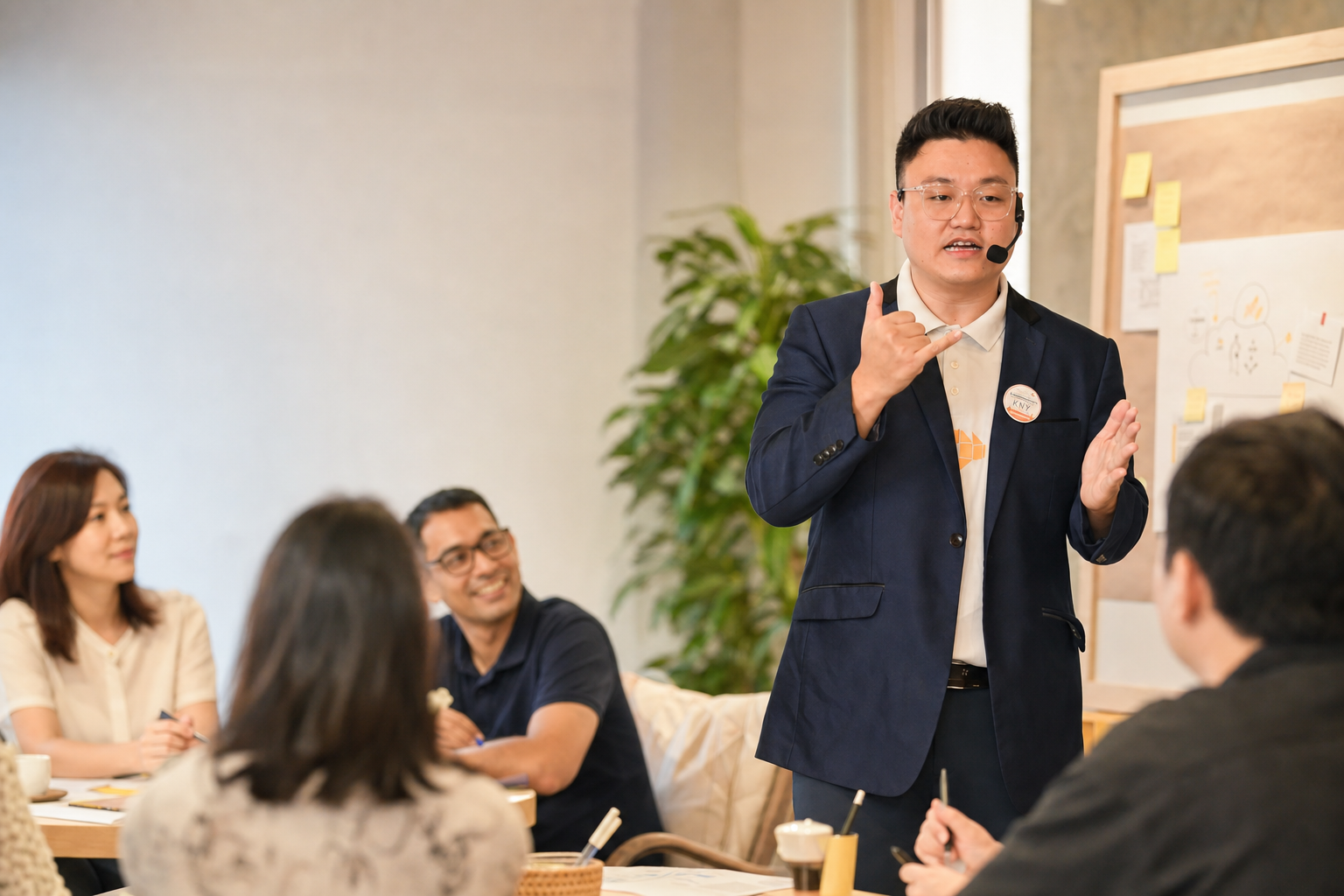 Kny Wong facilitating a collaborative workshop